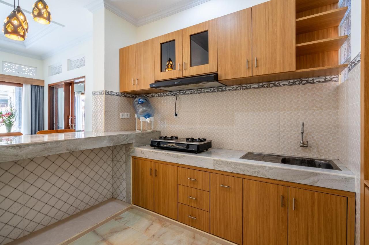 Rava Villa Andong Убуд Екстериор снимка